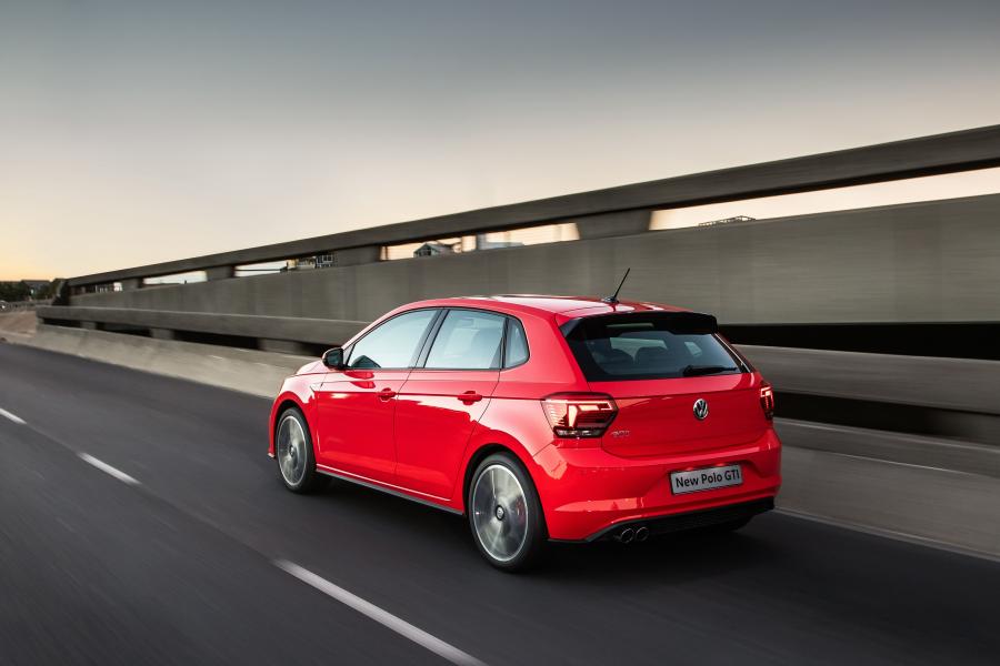  Volkswagen Polo GTI (Typ AW) 2018 года  (ZA) (фото 20 из 36)